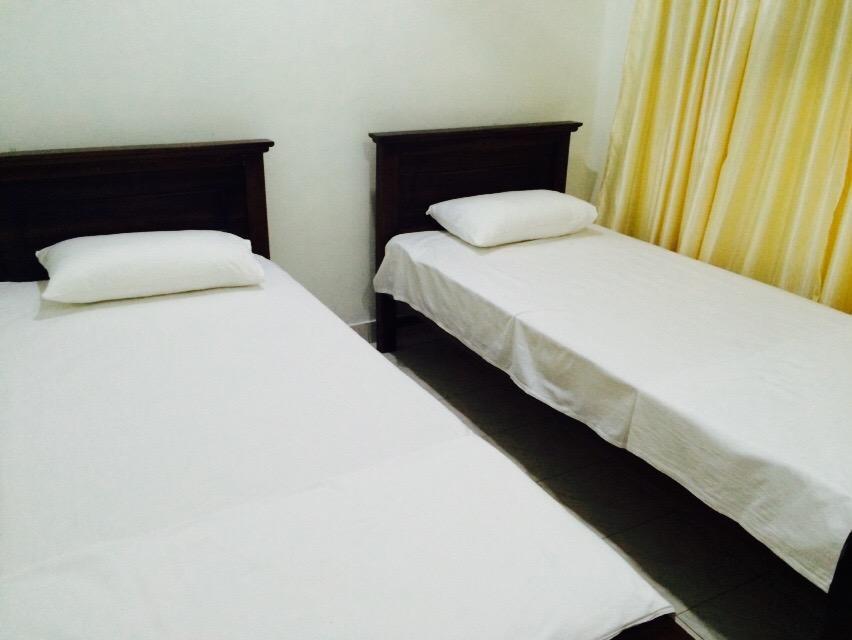 Sleep Cheap Hostel Negombo Buitenkant foto