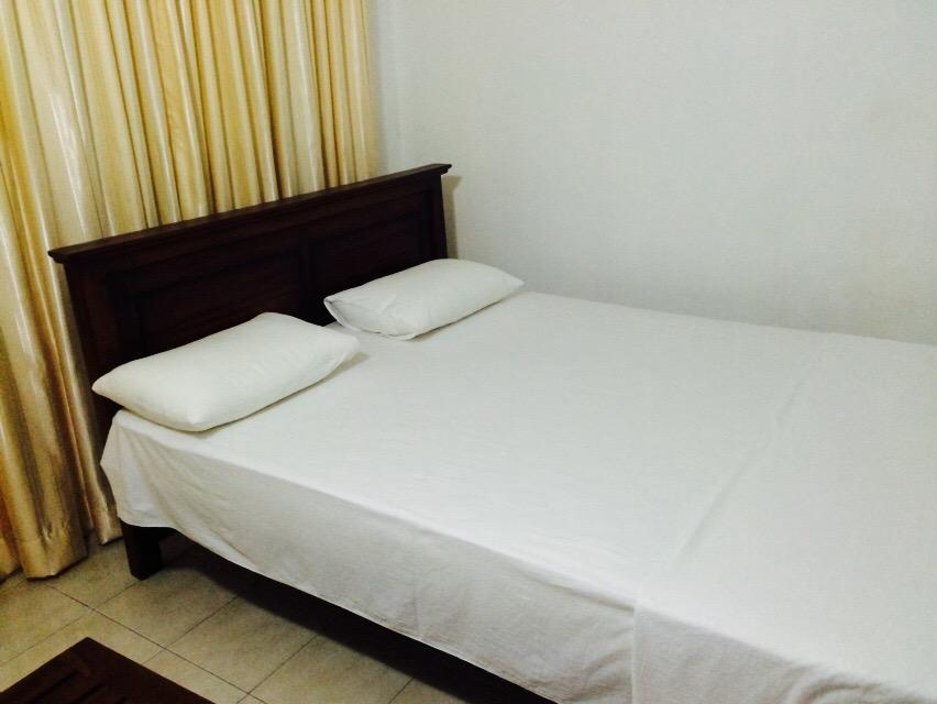 Sleep Cheap Hostel Negombo Buitenkant foto